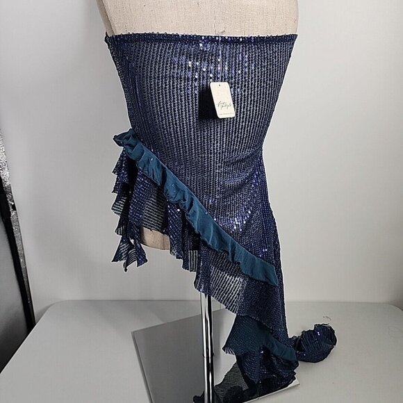 NEW Free People Size Medium Taylor Sequin Asymmetrical Ruffle Tube Top - Picture 4 of 10